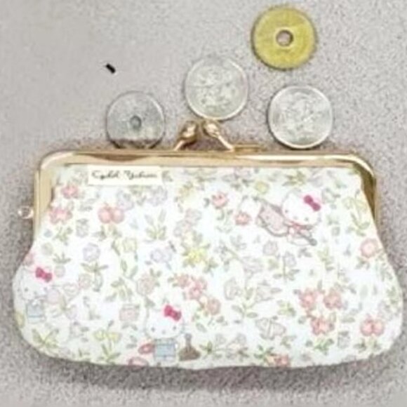 Hello Kitty Japan Coin Card Purse Kiss Snap Kitty with Floral Print Red  NEW - Picture 8 of 8